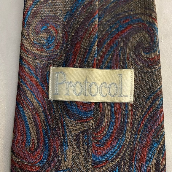 Protocol Artsy Paisley Design Classy Stylish Fashion Polyester Men's Neck Tie - Picture 2 of 5